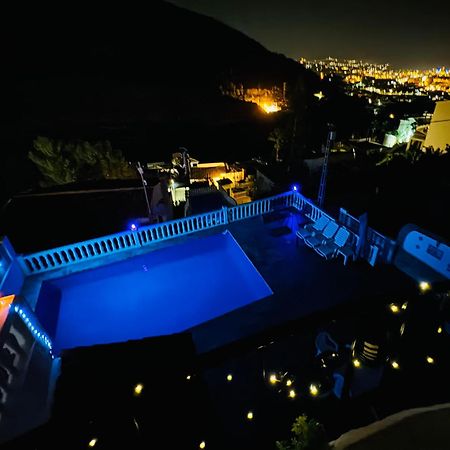 Maryvilla Zohra Calpe Esterno foto