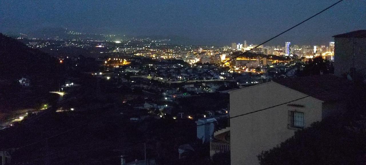 Maryvilla Zohra Calpe Esterno foto
