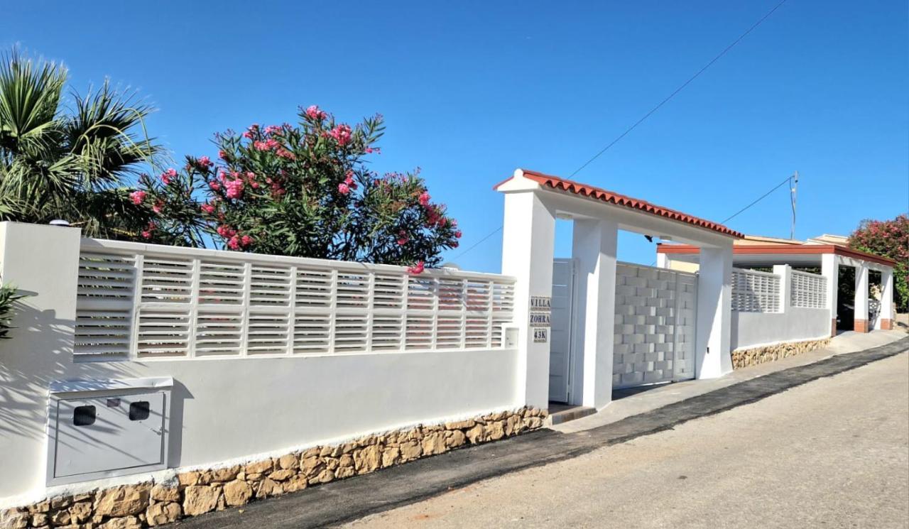 Maryvilla Zohra Calpe Esterno foto