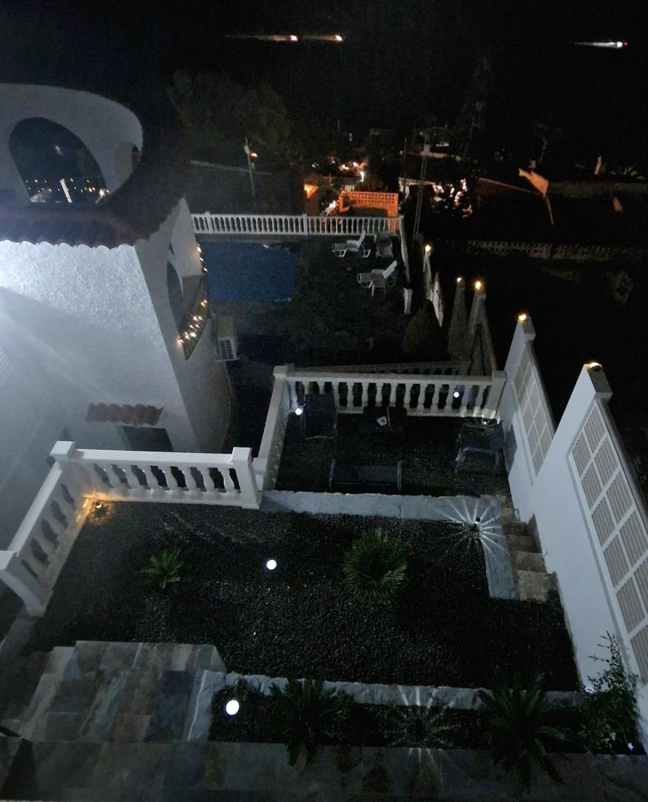 Maryvilla Zohra Calpe Esterno foto