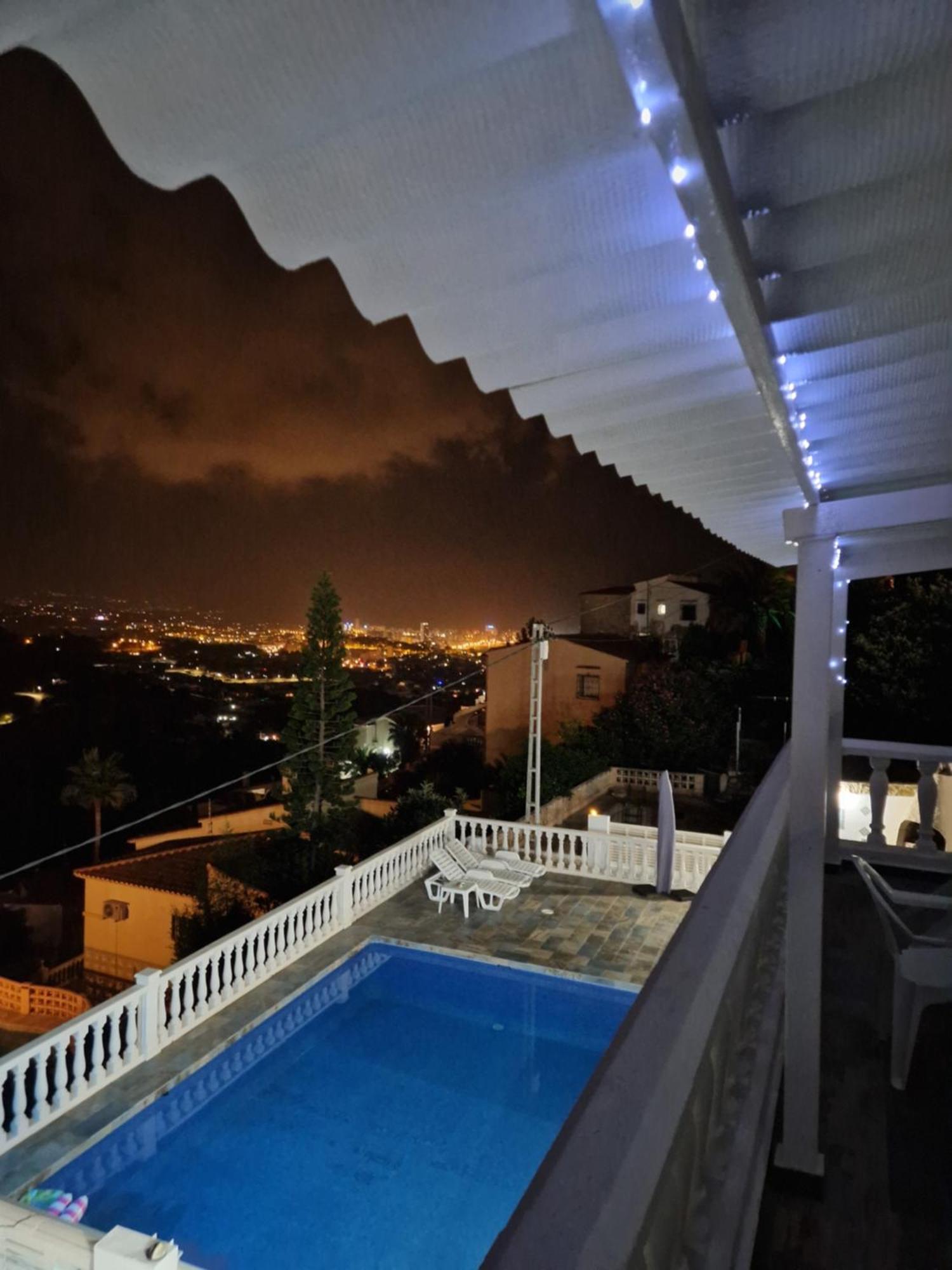 Maryvilla Zohra Calpe Esterno foto