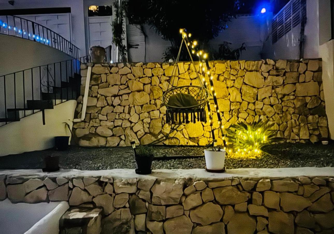 Maryvilla Zohra Calpe Esterno foto