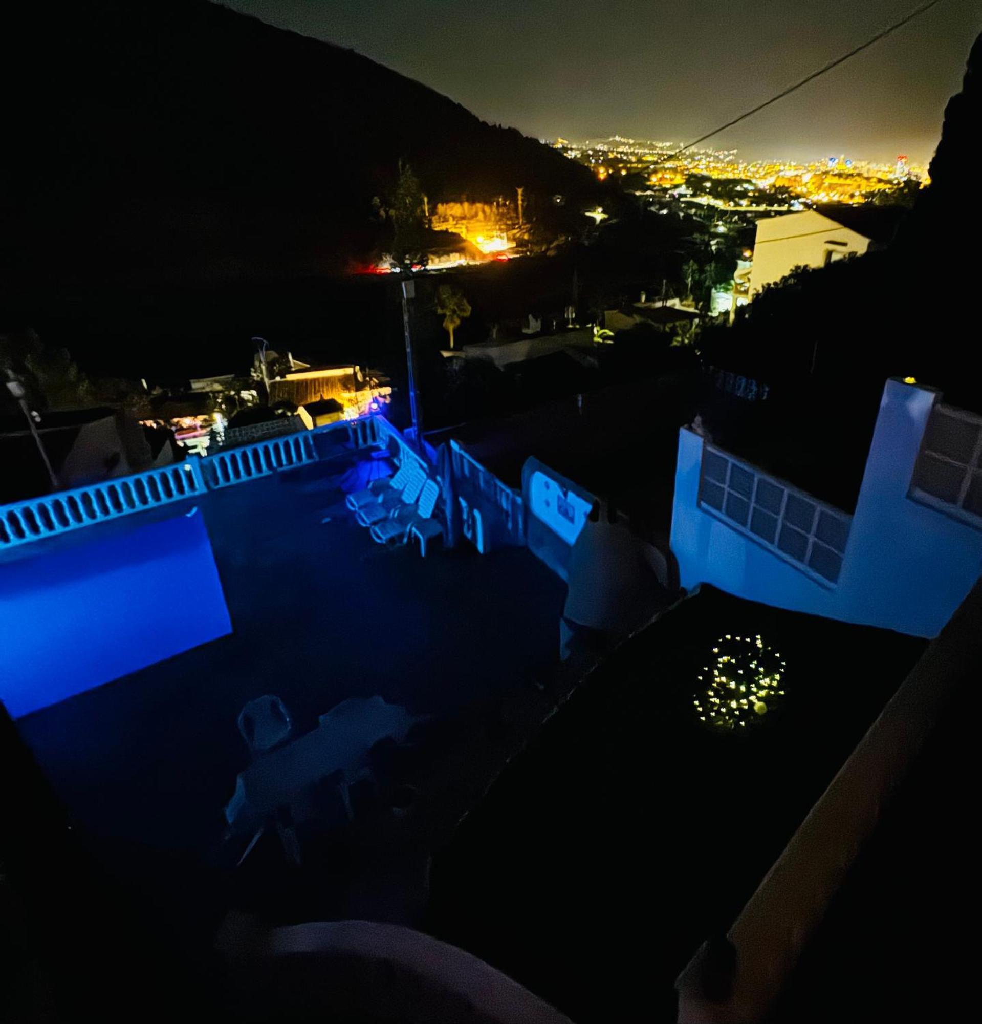 Maryvilla Zohra Calpe Esterno foto